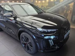 Noir mythic métallisé Utilisé 2025 Audi SQ6 e-tron Ambition SUV | 99 990 € (Prix assez cher)