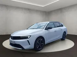 Blanc Nouvelle 2025 Opel Astra Edition Break | 34 120 €