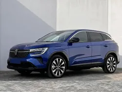 Bleu Nouvelle 2025 Renault Austral Techno SUV | 32 890 € (Super prix)
