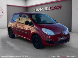 Rouge Utilisé 2009 Renault Twingo Authentique Citadine | 4 980 € (Prix juste)