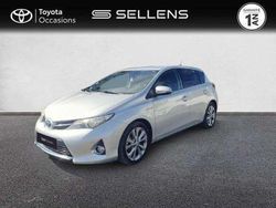 Utilisé 2013 Toyota Auris Hybrid Style Berline | 11 880 € (Prix juste)