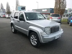 Utilisé 2009 Jeep Cherokee Limited SUV | 11 490 €