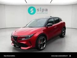 Noir Occasion 2025 Alfa Romeo Junior Veloce SUV | 42 990 € (Prix juste)