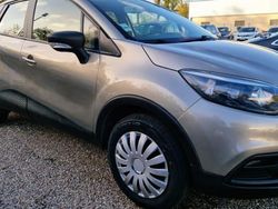 Occasion 2014 Renault Captur Life SUV | 7 990 € (Prix assez cher)