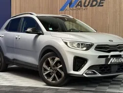 Utilisé 2022 Kia Stonic GT-Line SUV | 16 490 € (Prix juste)