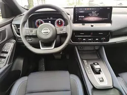 Gris Utilisé 2024 Nissan Qashqai Tekna SUV | 31 990 € (Prix juste)