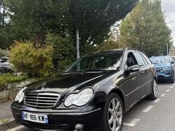 Utilisé 2005 Mercedes C220 Avantgarde Break | 3 700 €