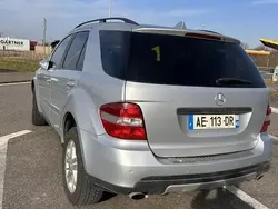 Utilisé 2006 Mercedes ML280 SUV | 5 999 € (Prix juste)