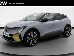 Gris Utilisé 2022 Renault Mégane Iconic Berline | 26 190 € (Prix juste)