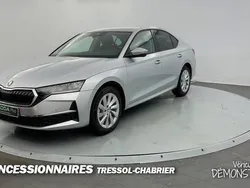 Gris Utilisé 2024 Skoda Octavia Selection Berline | 32 600 € (Prix juste)