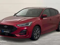 Rouge Utilisé 2022 Ford Focus ST-Line X Berline | 20 999 € (Prix juste)