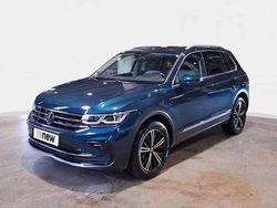 Bleu Utilisé 2022 VW Tiguan Exclusive SUV | 35 990 € (Bon prix)