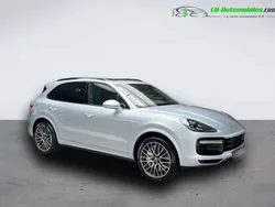 Utilisé 2018 Porsche Cayenne Turbo SUV | 84 200 € (Prix juste)