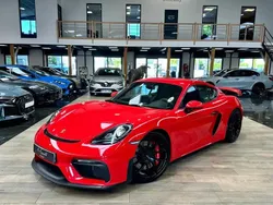 Rouge Utilisé 2020 Porsche Cayman GT4 Coupé | 135 490 €