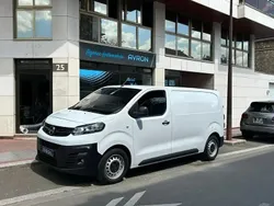 Blanc Utilisé 2023 Opel Vivaro S Van | 17 490 €