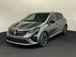 Gris Nouvelle 2025 Renault Clio V Evolution Berline | 17 590 € (Bon prix)