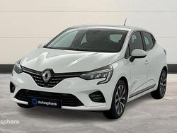 Blanc Utilisé 2022 Renault Clio V Intens Berline | 14 499 € (Prix juste)