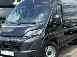 Utilisé 2024 Peugeot Boxer Van | 29 160 € (Prix juste)