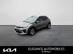 Gris Utilisé 2024 Kia Stonic GT-Line SUV | 21 840 € (Prix assez cher)