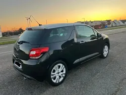 Noir Utilisé 2010 Citroën DS3 So Chic Berline | 5 300 € (Prix juste)
