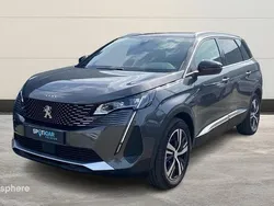 Gris Utilisé 2024 Peugeot 5008 GT Monospace | 35 799 € (Prix assez cher)