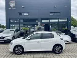 Blanc Utilisé 2020 Peugeot 208 Allure Citadine | 12 990 € (Bon prix)