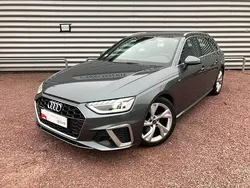 Gris daytona nacré Utilisé 2022 Audi A4 S-Line Break | 30 990 € (Prix assez cher)