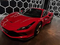 Rouge Utilisé 2021 Ferrari F8 Coupé | 319 000 €