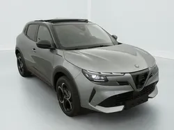 Nouvelle 2025 Alfa Romeo Junior Edizione Speciale | 31 280 € (Prix juste)