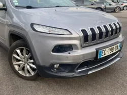 Utilisé 2016 Jeep Cherokee Longitude SUV | 13 990 € (Prix cher)