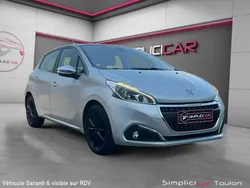 Gris Utilisé 2017 Peugeot 208 Allure Citadine | 6 980 € (Prix juste)