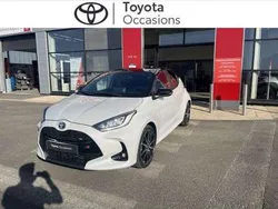 Utilisé 2023 Toyota Yaris Hybrid Sport Berline | 21 480 € (Prix assez cher)