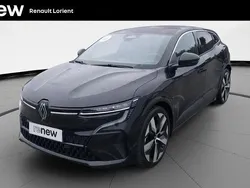 Noir Utilisé 2022 Renault Mégane Techno Berline | 21 990 € (Prix juste)