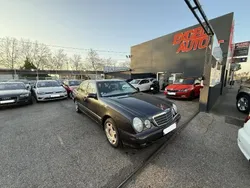 Utilisé 2000 Mercedes E270 Classic Berline | 4 990 €