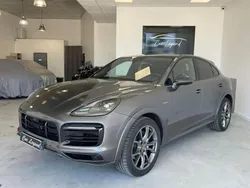Gris Utilisé 2021 Porsche Cayenne SUV | 59 900 € (Prix juste)