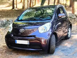 Mauve Utilisé 2009 Toyota iQ Citadine | 6 900 €