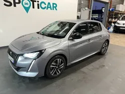 Gris Utilisé 2023 Peugeot 208 Allure Citadine | 16 470 € (Prix juste)
