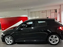 Noir mythe métallisé Utilisé 2022 Audi A1 Sportback S-Line Citadine | 28 980 € (Prix juste)