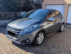 Gris Utilisé 2017 Peugeot 208 Style Citadine | 9 150 € (Prix juste)