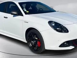 Blanc Utilisé 2018 Alfa Romeo Giulietta Citadine | 16 490 € (Bon prix)