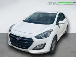Utilisé 2015 Hyundai i30 Berline | 13 100 € (Prix assez cher)