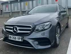 Gris Utilisé 2019 Mercedes E220 AMG line Berline | 31 000 € (Bon prix)