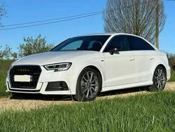 Blanc Utilisé 2017 Audi A3 Sport Berline | 18 000 € (Prix assez cher)