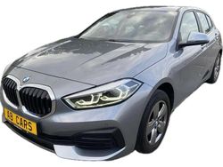 Gris Utilisé 2022 BMW 118 Citadine | 22 990 € (Super prix)