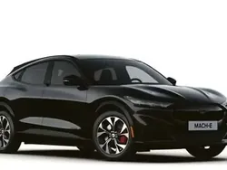 Noir Utilisé 2023 Ford Mustang Mach-E Premium SUV | 36 950 € (Prix juste)