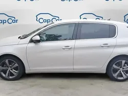 Blanc Utilisé 2018 Peugeot 308 Allure Berline | 8 090 € (Super prix)