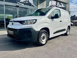 Blanc Utilisé 2024 Citroën Berlingo PureTech Monospace | 19 975 €