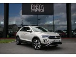 Gris Utilisé 2024 VW T-Roc Active SUV | 25 390 € (Prix juste)