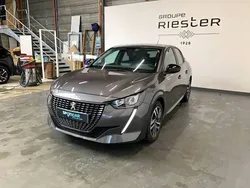 Gris Utilisé 2023 Peugeot 208 Style Citadine | 15 960 € (Prix juste)