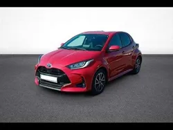 Utilisé 2024 Toyota Yaris Hybrid Design Berline | 21 490 € (Prix juste)